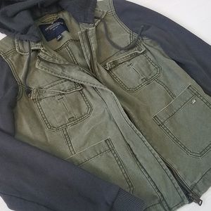 AEO Jacket with Hood like NEW